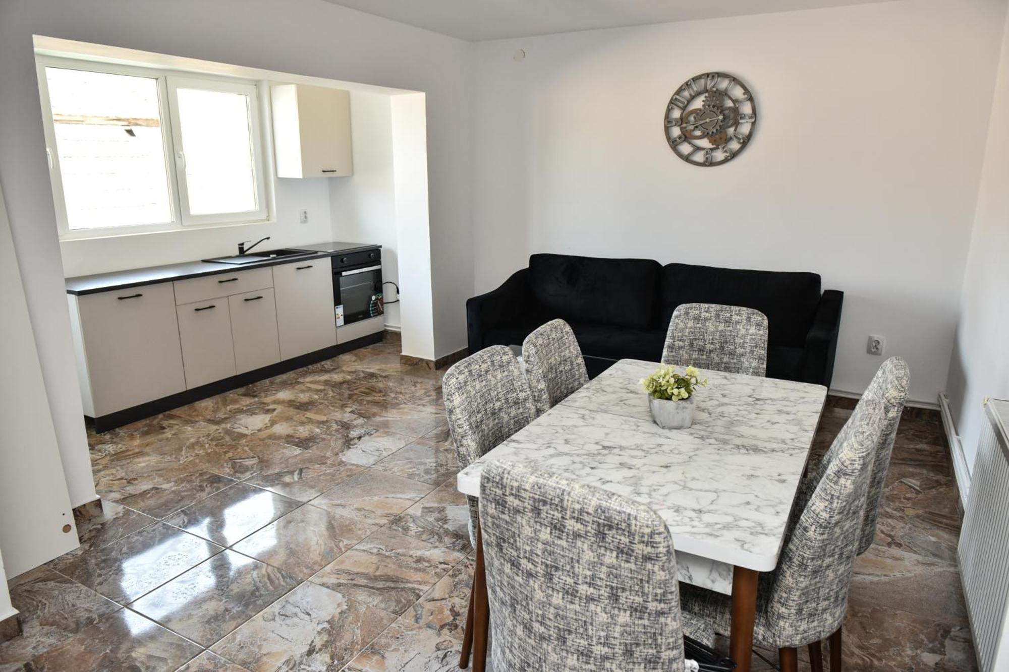 Apartament'S Moise Turda Zewnętrze zdjęcie