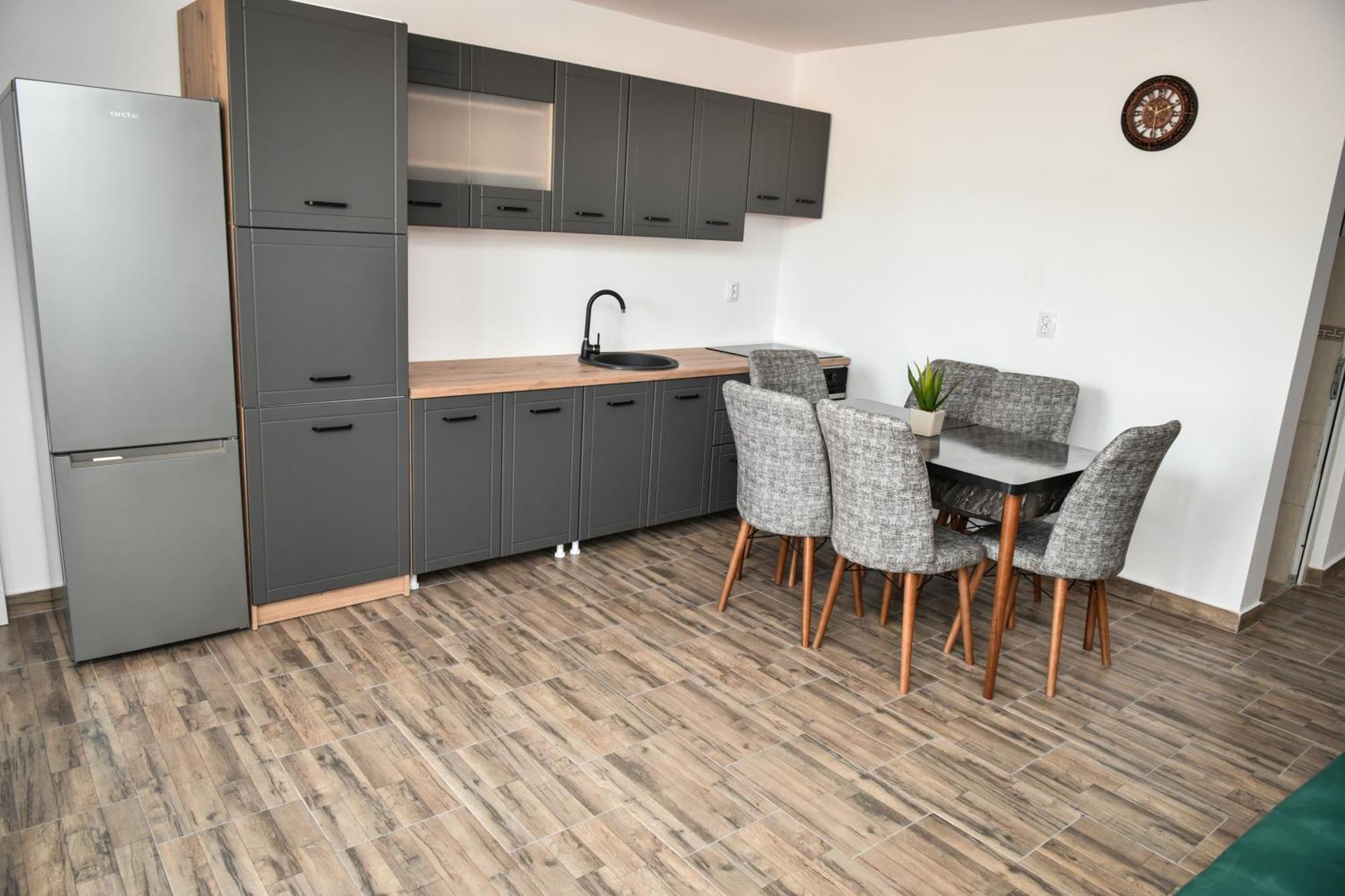 Apartament'S Moise Turda Zewnętrze zdjęcie
